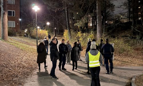 Trygghetsvandring hösten 2024 runt Ikano Bostad, Micasa, Sisab och Stockholm Parkerings områden.